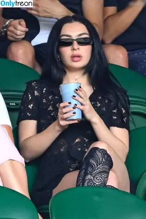 Charli XCX / charli_xcx / charlignarly nude photo #1699