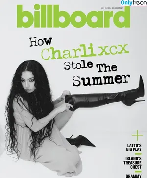 Charli XCX / charli_xcx / charlignarly nude photo #1703
