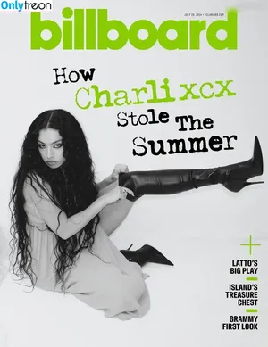 Charli XCX / charli_xcx / charlignarly nude photo #1779