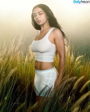 Charli XCX / charli_xcx / charlignarly nude photo #1791