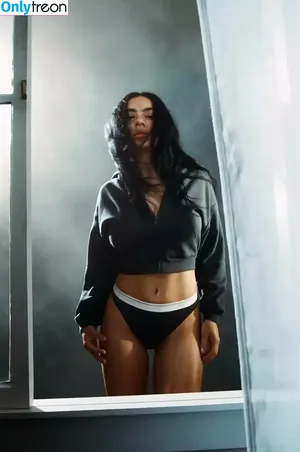 Charli XCX / charli_xcx / charlignarly nude photo #1807