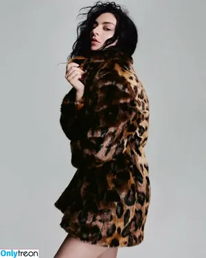 Charli XCX / charli_xcx / charlignarly nude photo #1889