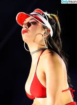 Charli XCX / charli_xcx / charlignarly nude photo #1911