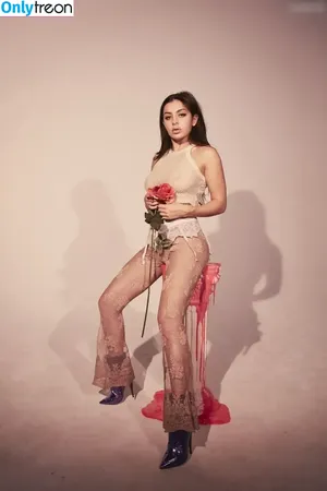 Charli XCX / charli_xcx / charlignarly nude photo #1963