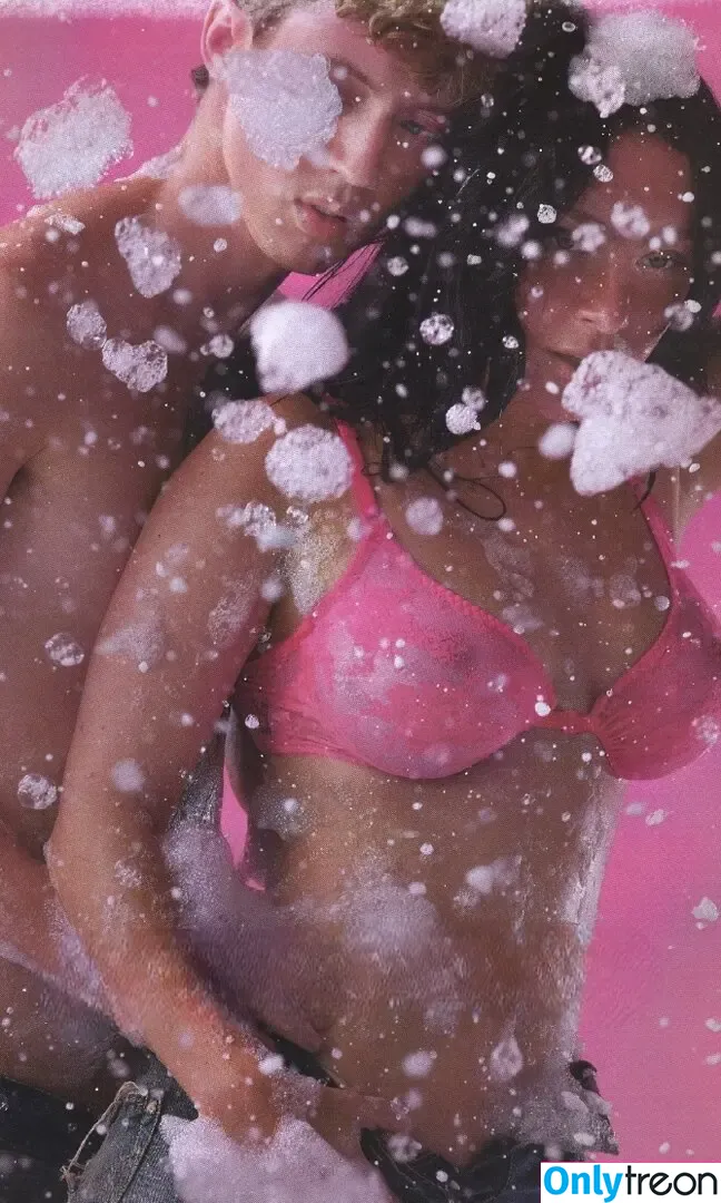 Charli XCX nude photo #1920 (charli_xcx / charlignarly)