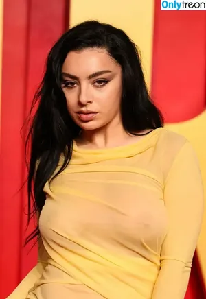 Charli XCX / charli_xcx / charlignarly nude photo #2026