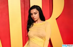 Charli XCX / charli_xcx / charlignarly nude photo #2030