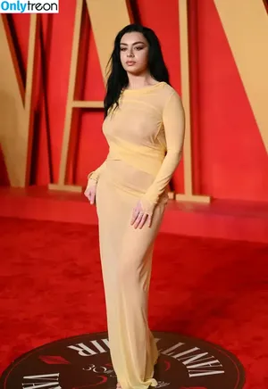 Charli XCX / charli_xcx / charlignarly nude photo #2038
