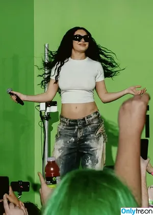 Charli XCX / charli_xcx / charlignarly nude photo #2118