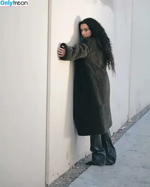 Charli XCX / charli_xcx / charlignarly nude photo #2139