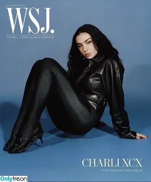 Charli XCX / charli_xcx / charlignarly nude photo #2146