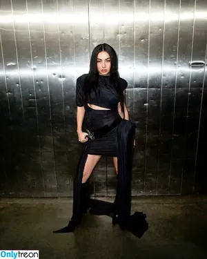 Charli XCX / charli_xcx / charlignarly nude photo #2150