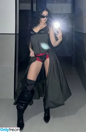 Charli XCX / charli_xcx / charlignarly nude photo #2230