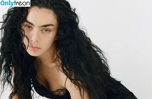 Charli XCX / charli_xcx / charlignarly nude photo #2247