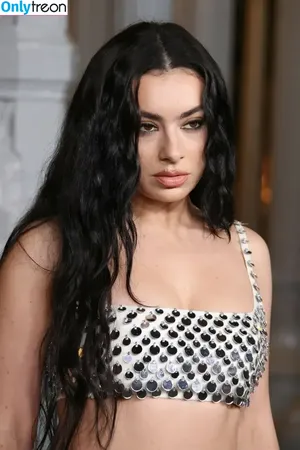Charli XCX / charli_xcx / charlignarly nude photo #2328