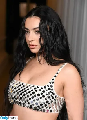 Charli XCX / charli_xcx / charlignarly nude photo #2338