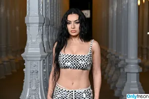 Charli XCX / charli_xcx / charlignarly nude photo #2391