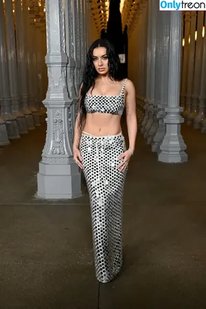 Charli XCX / charli_xcx / charlignarly nude photo #2398