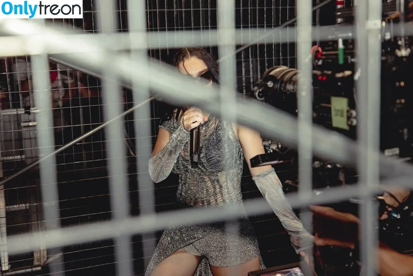 Charli XCX nude photo #2112 (charli_xcx / charlignarly)