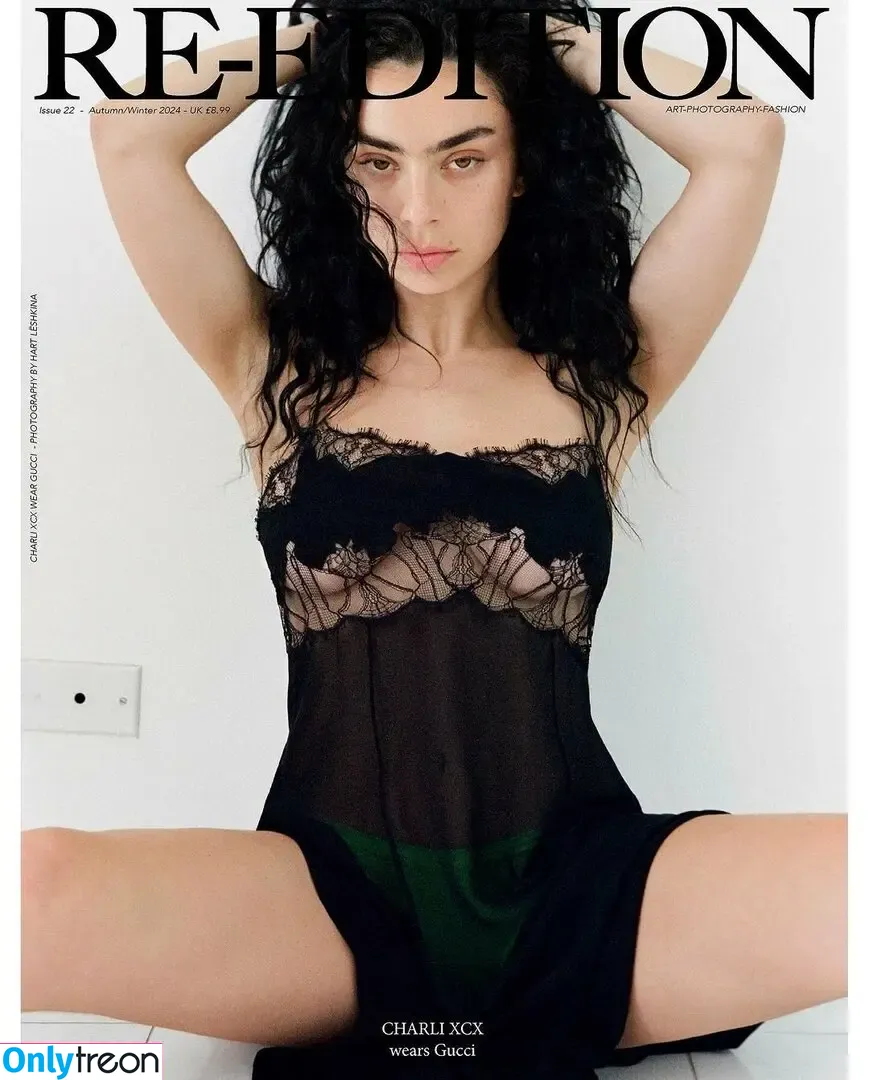 Charli XCX nude photo #2142 (charli_xcx / charlignarly)