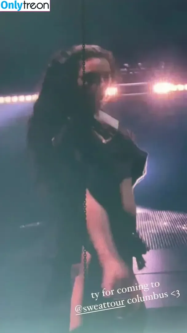 Charli XCX nude photo #2178 (charli_xcx / charlignarly)