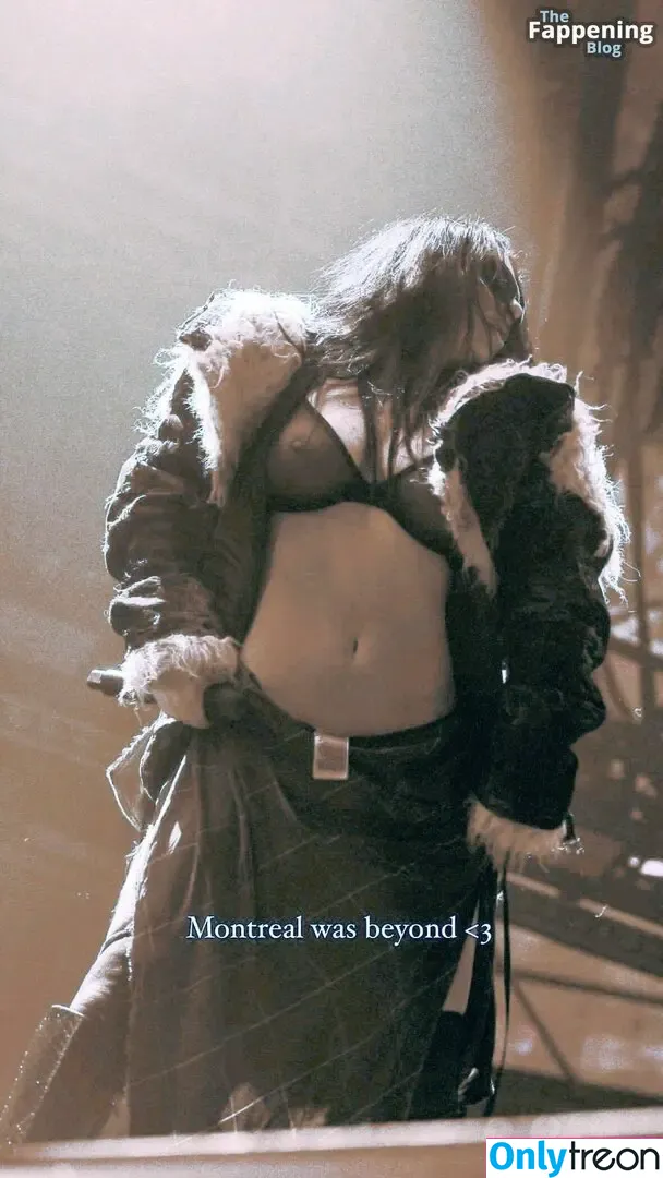 Charli XCX nude photo #2185 (charli_xcx / charlignarly)