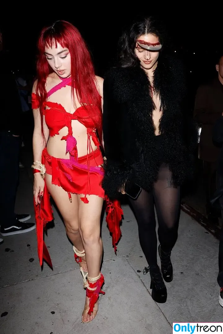 Charli XCX nude photo #2312 (charli_xcx / charlignarly)