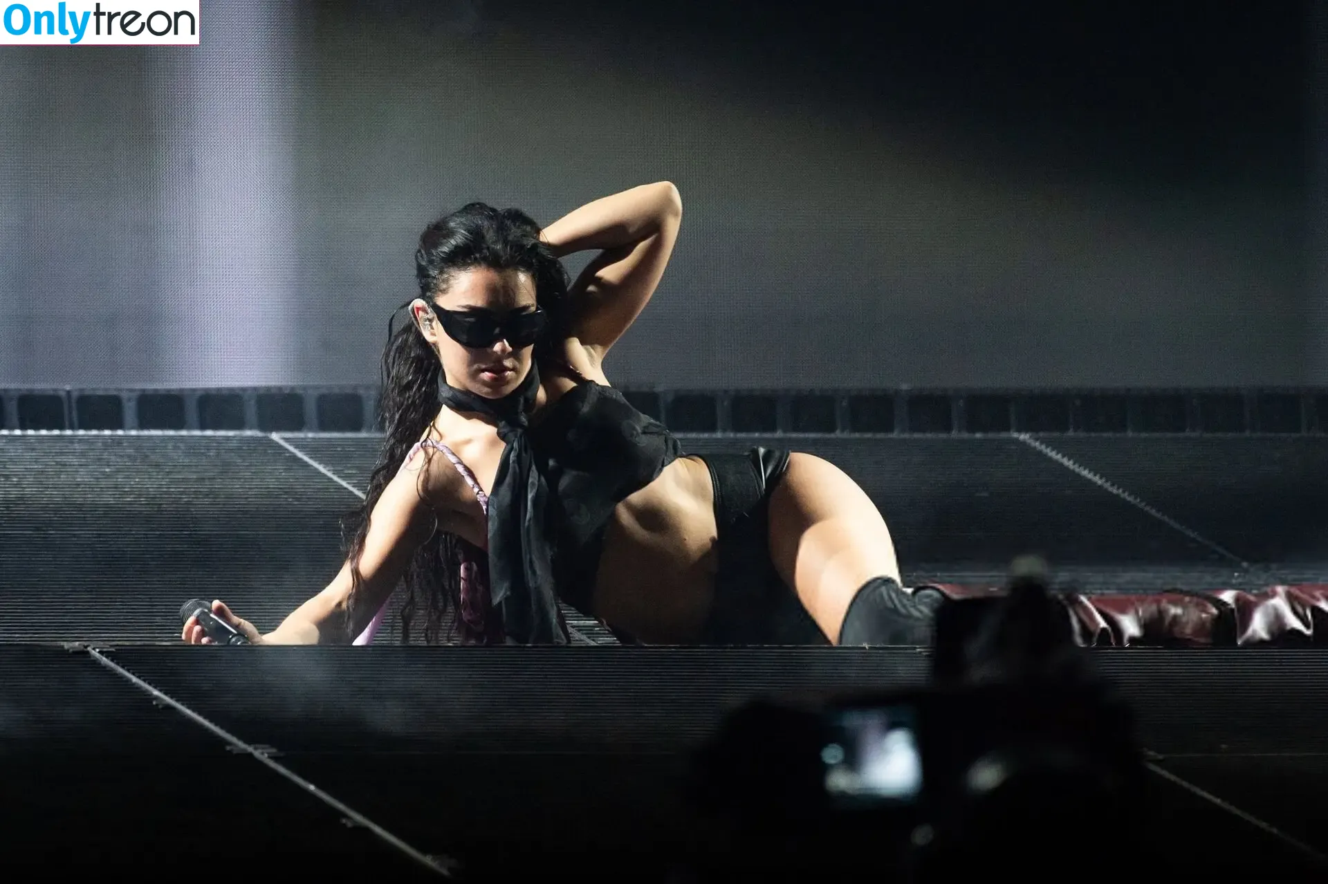 Charli XCX nude photo #3460 (charli_xcx / charlignarly)