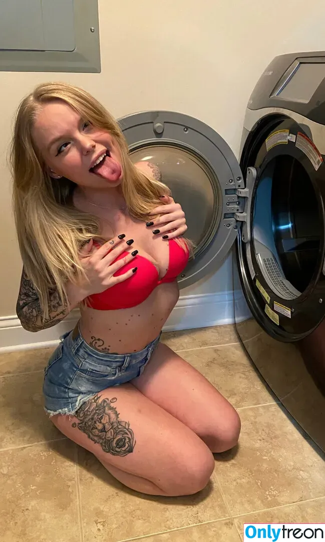 Charlie Chip nude photo #0018 (charles_chips / charliechip)