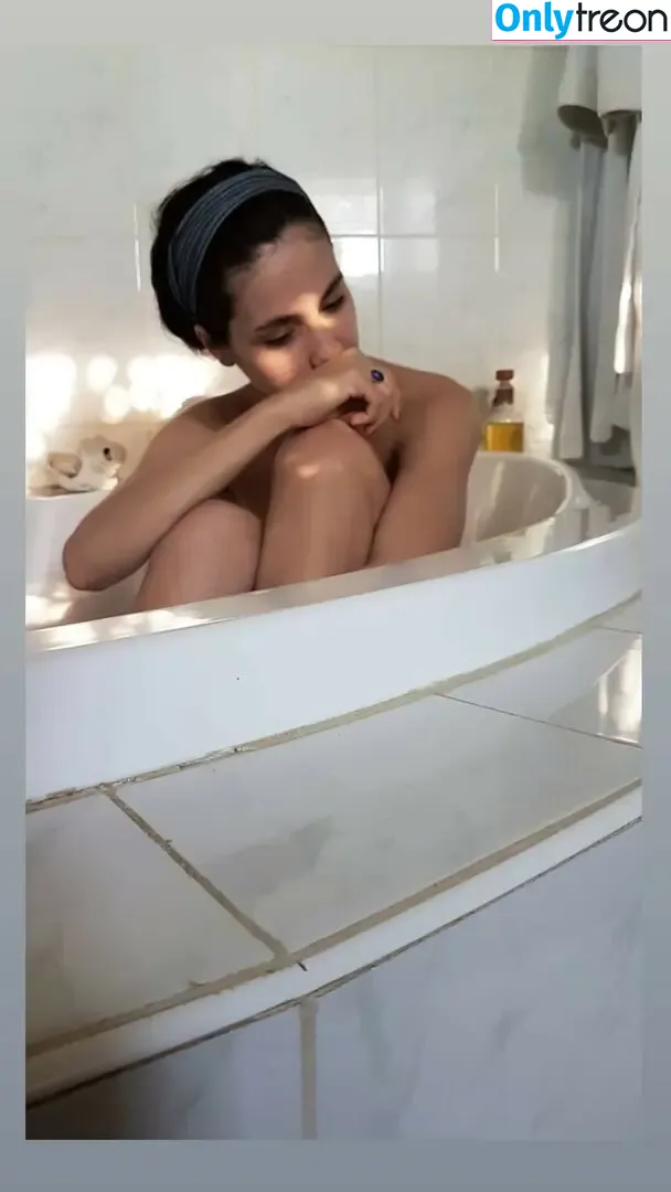 Charlie Danger nude photo #0238 (Les Revues du Monde / charlie__danger / revuesdumonde)