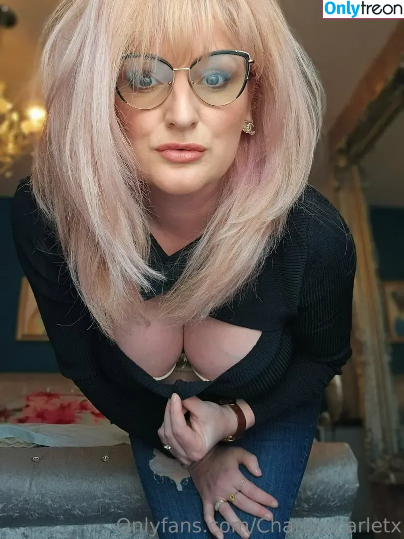 charliescarletx nude photo #0123 (charscarlett)