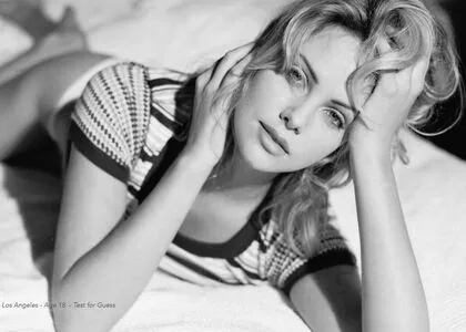 Charlize Theron / CharlizeAfrica nude photo #0111