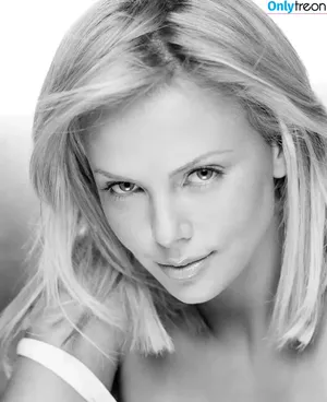 Charlize Theron / CharlizeAfrica nude photo #0480