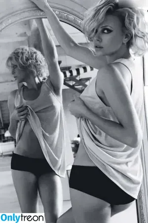 Charlize Theron / CharlizeAfrica nude photo #0609