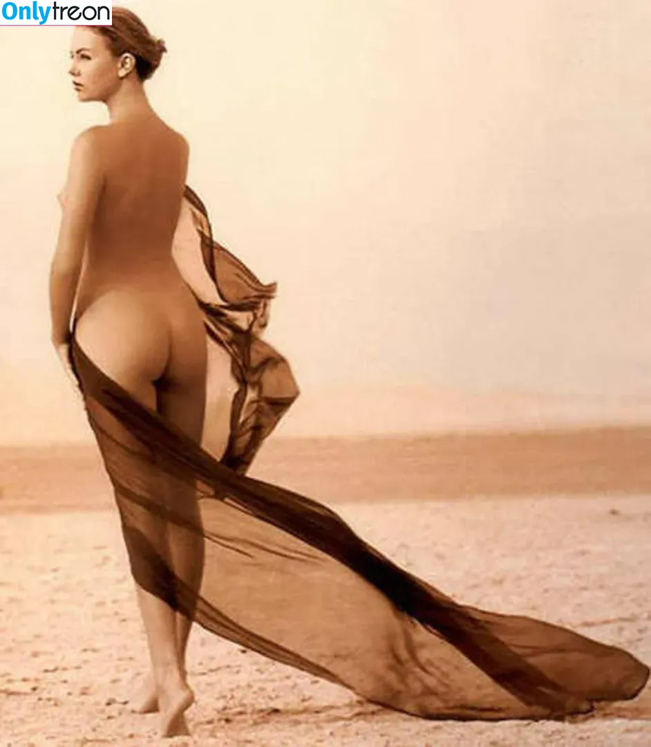 Charlize Theron nude photo #0076 (CharlizeAfrica)