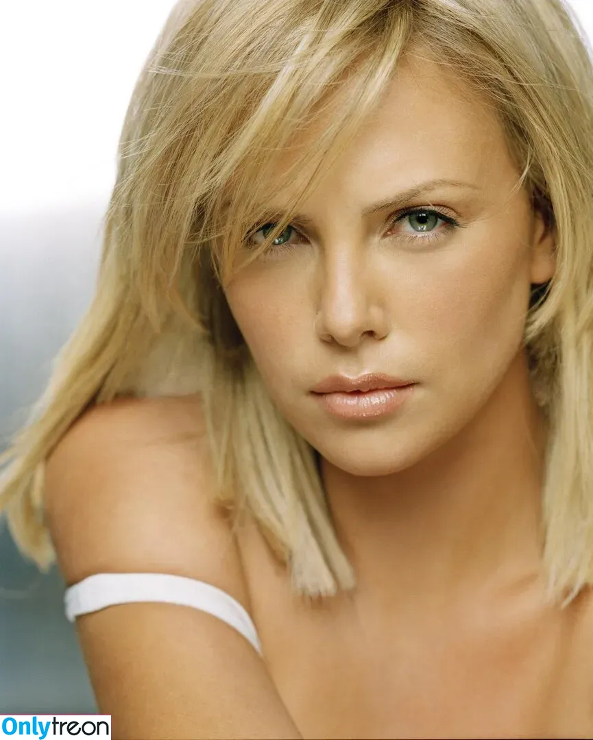 Charlize Theron nude photo #0344 (CharlizeAfrica)