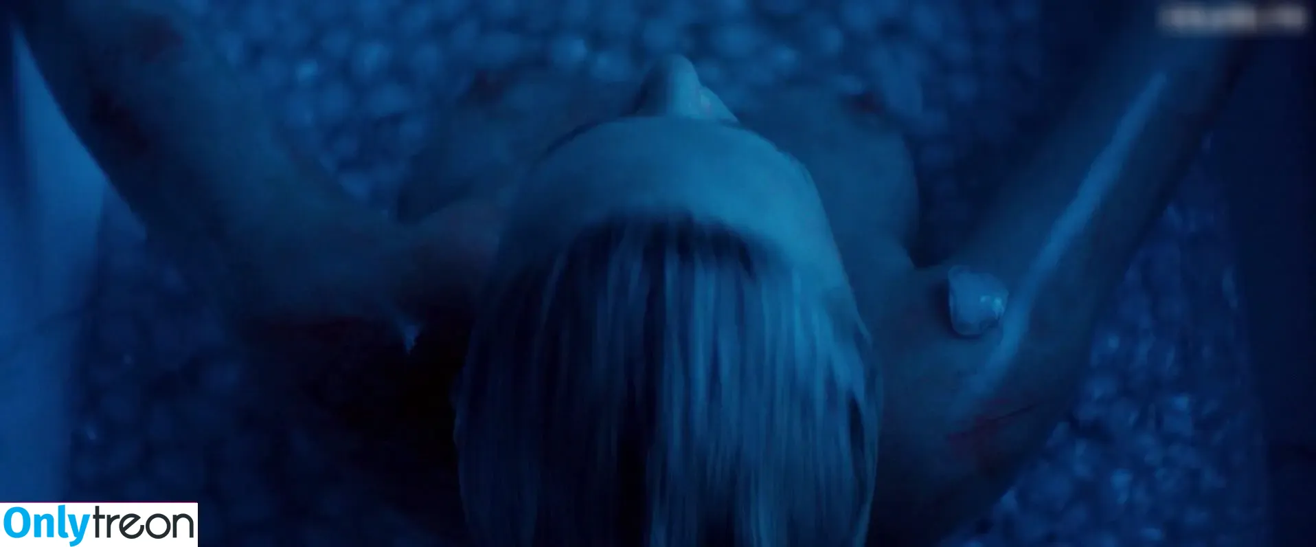Charlize Theron nude photo #0535 (CharlizeAfrica)