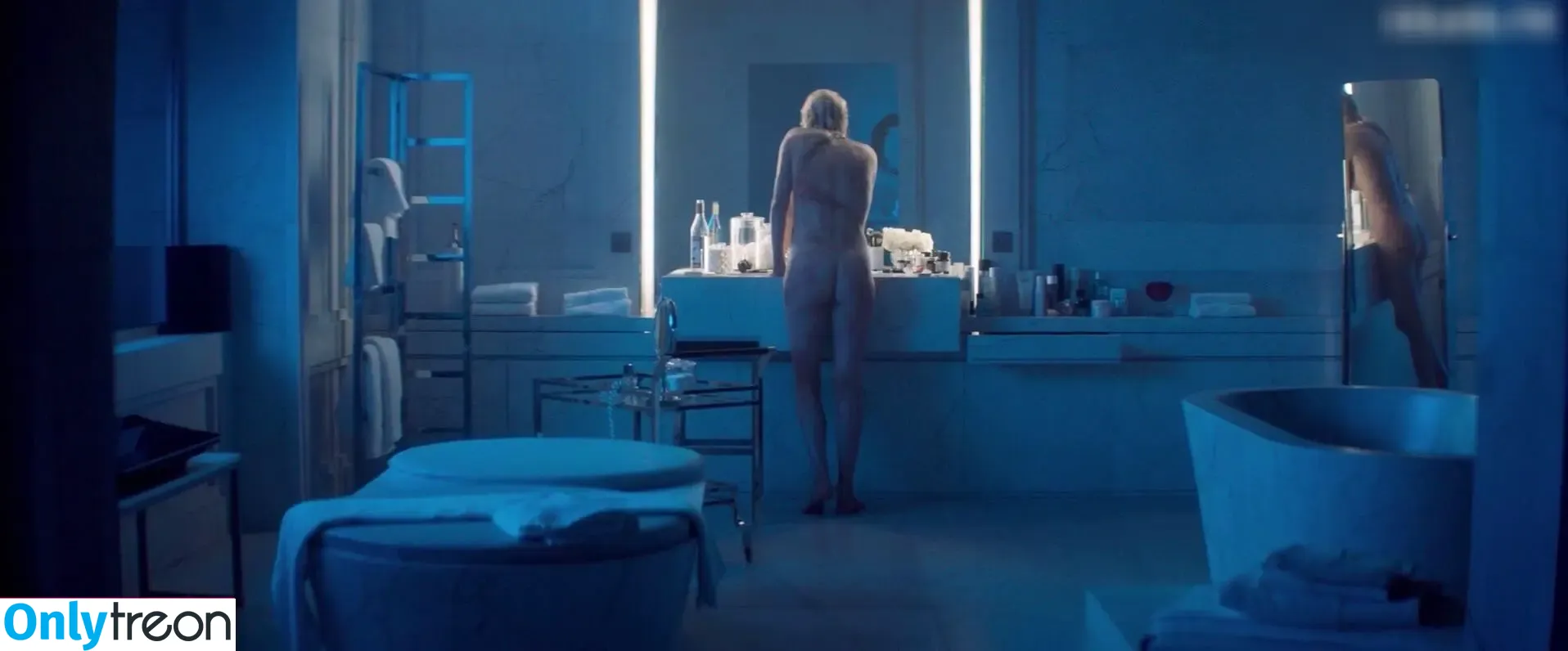 Charlize Theron nude photo #0538 (CharlizeAfrica)