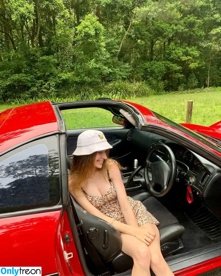 Charlotte nude photo #0047 (Garage Girlz / ch_mr2 / charlotteparkes)
