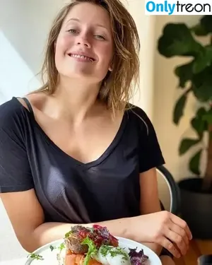 Charlotte De Witte / Techno DJ / cdwnation / charlottedewittemusic nude photo #0111