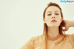 Charlotte De Witte / Techno DJ / cdwnation / charlottedewittemusic nude photo #0177