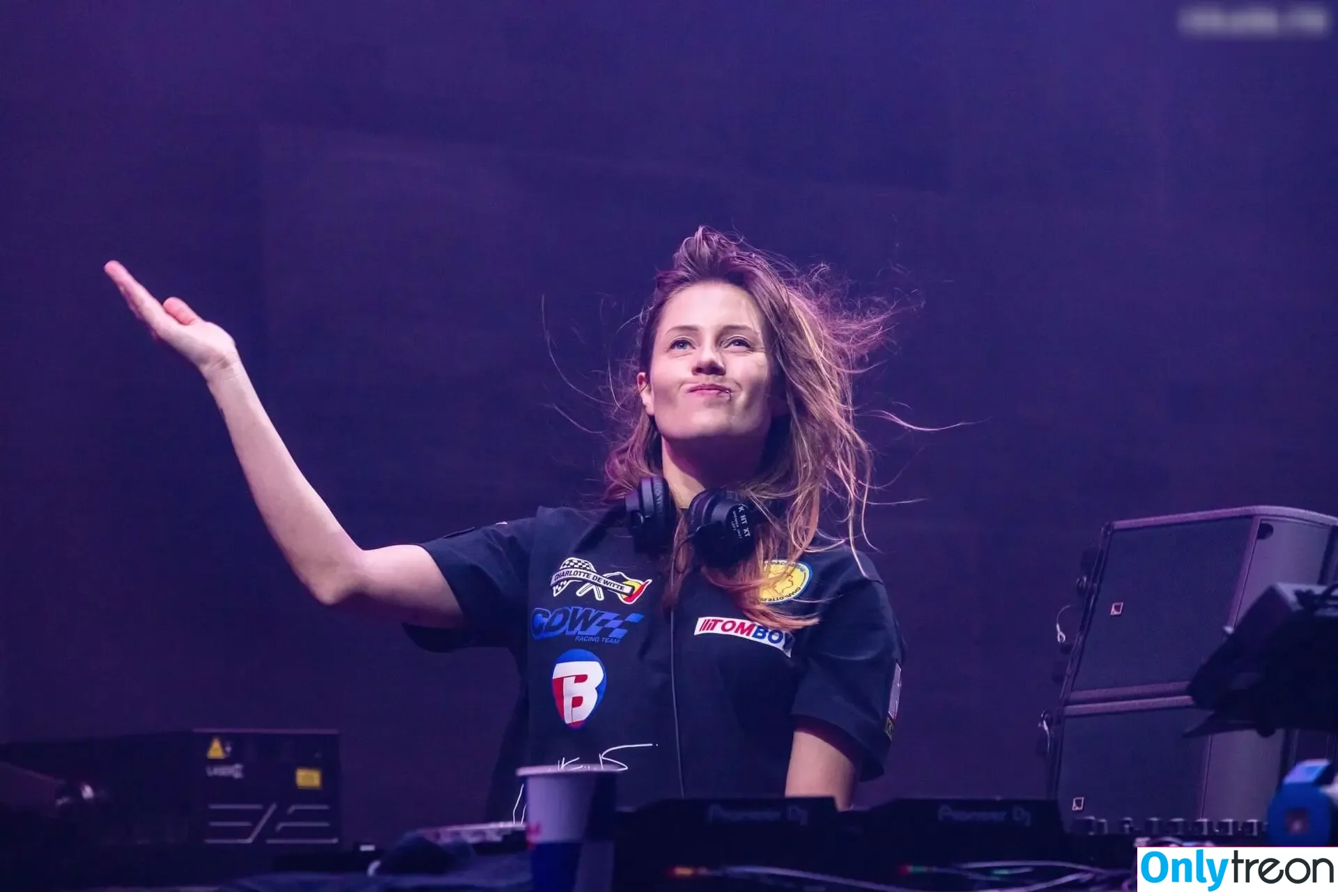 Charlotte De Witte nude photo #0028 (Techno DJ / cdwnation / charlottedewittemusic)
