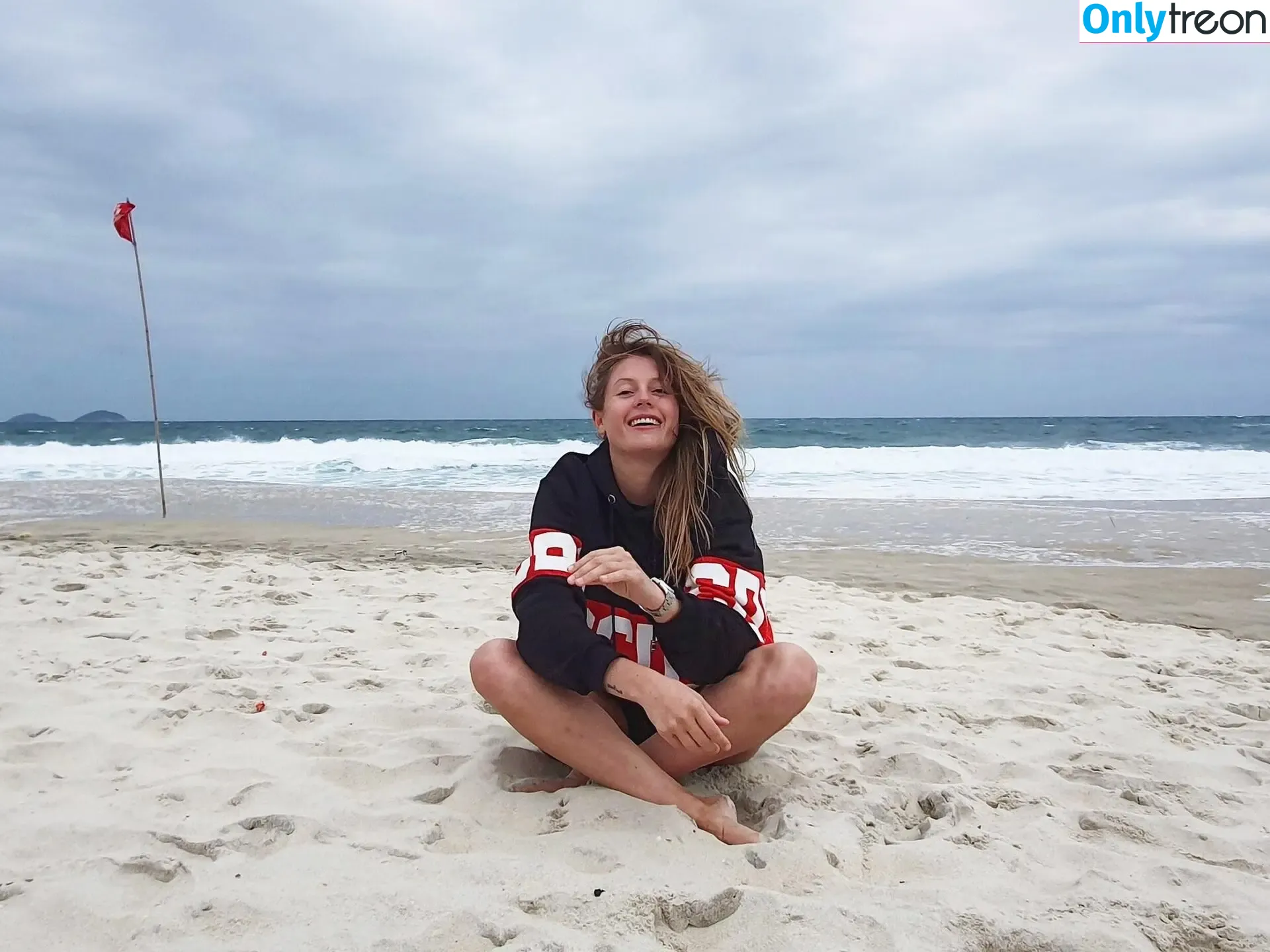 Charlotte De Witte nude photo #0037 (Techno DJ / cdwnation / charlottedewittemusic)