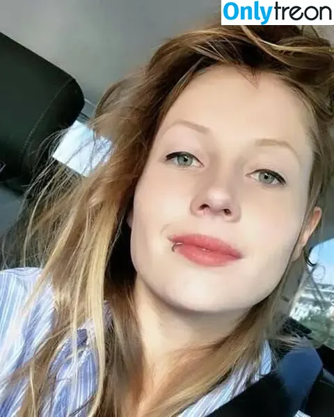 Charlotte De Witte nude photo #0076 (Techno DJ / cdwnation / charlottedewittemusic)
