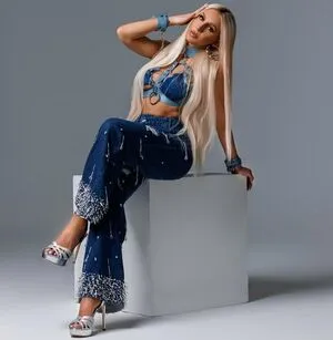 Charlotte Flair / WWE / charlottewwe nude photo #0103