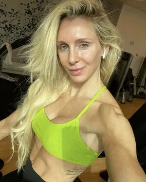 Charlotte Flair / WWE / charlottewwe nude photo #0135