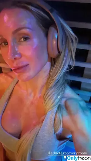 Charlotte Flair / WWE / charlottewwe nude photo #0989