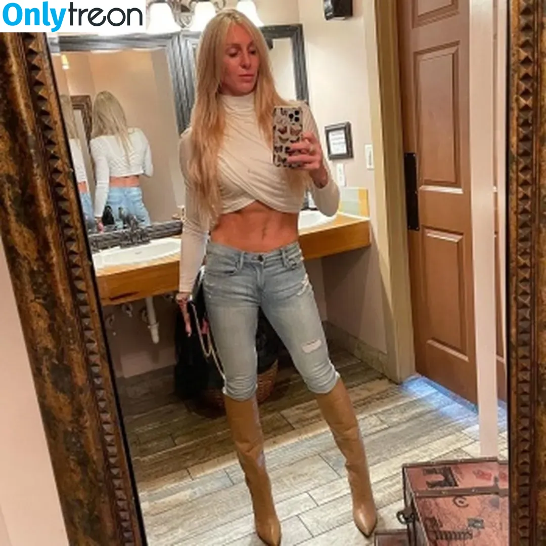 Charlotte Flair nude photo #0028 (WWE / charlottewwe)