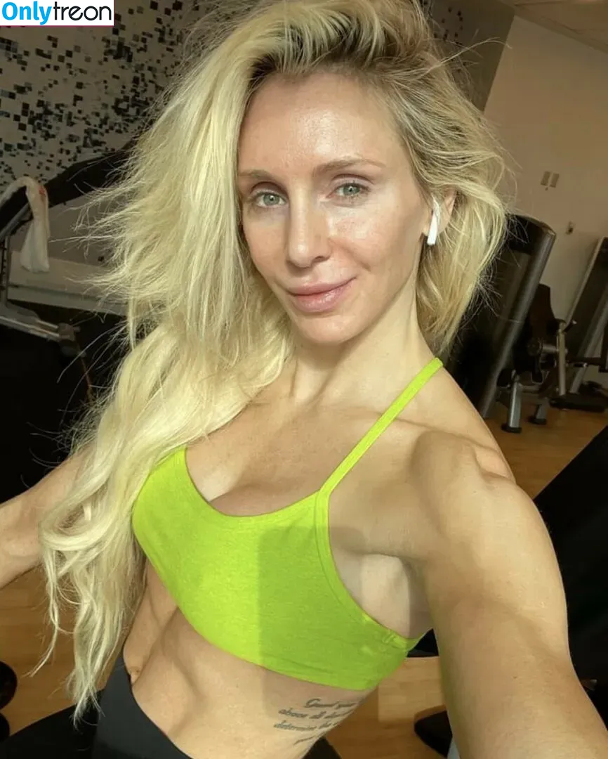 Charlotte Flair nude photo #0135 (WWE / charlottewwe)