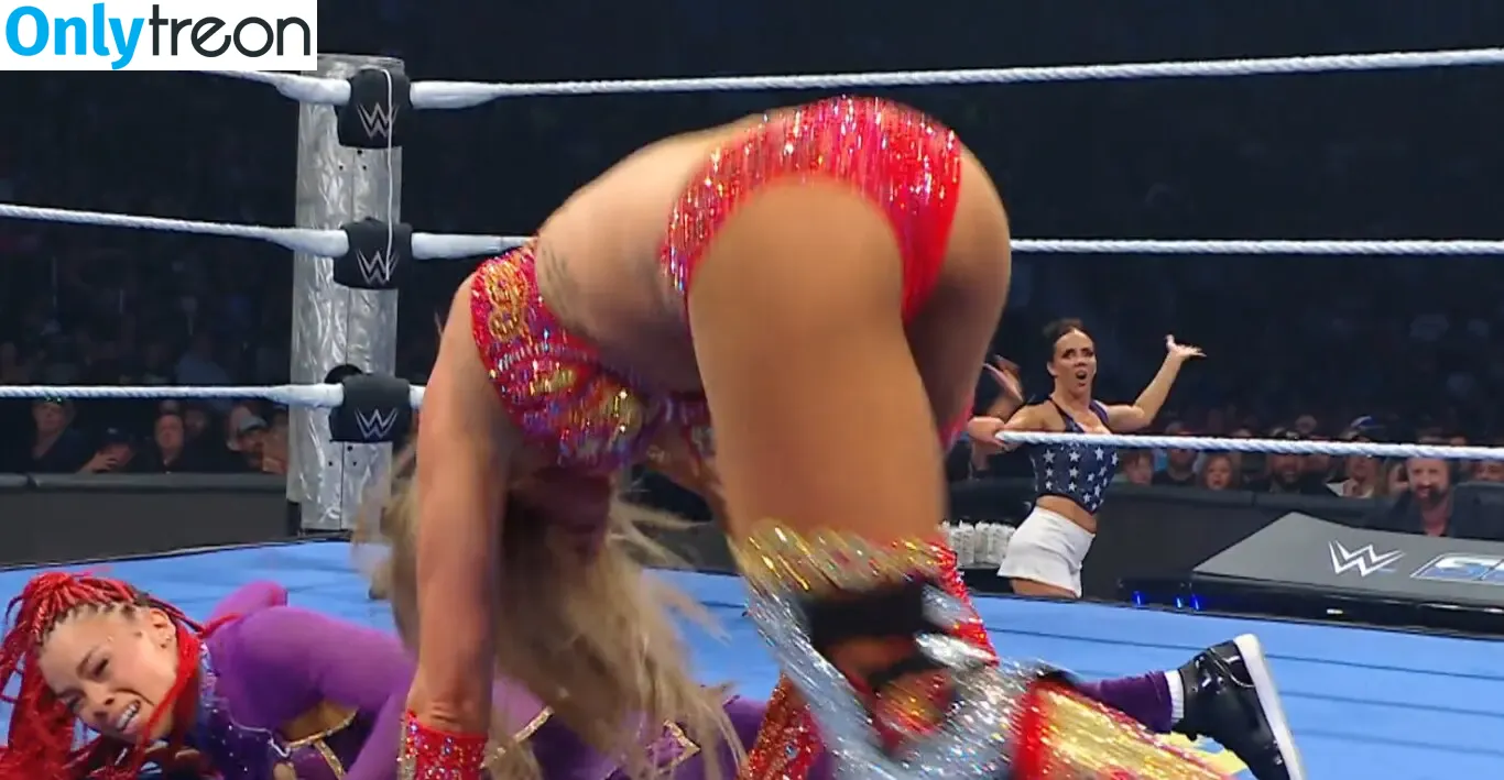 Charlotte Flair nude photo #1104 (WWE / charlottewwe)